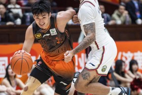 中国华体会-欧篮联赛前再迎强敌，犹他爵士手感冰凉，主帅态度：压力陡增，身体对抗强度拉满的简单介绍